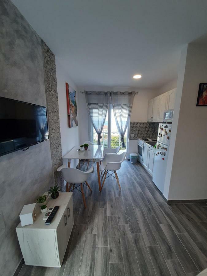 אוטייהא Apartments Marina מראה חיצוני תמונה